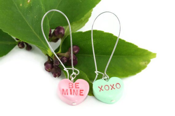 Conversation Heart Earrings, Be Mine XOXO, Candy Heart Earrings, Sweetheart Earrings, Valentine Love Heart Earrings, Candy heart jewelry