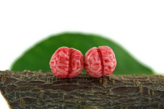 Brain Earrings, Quirky Halloween Earrings, Brain Jewelry, Zombie Earrings, Zombie Jewelry, Bloody Brain, Creepy Jewelry, Macabre Earrings