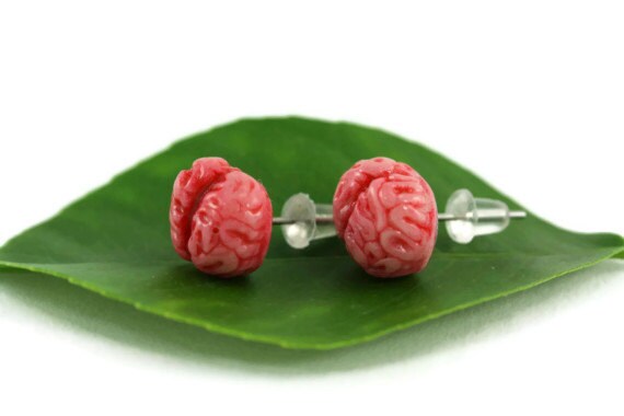 Brain Earrings, Quirky Halloween Earrings, Brain Jewelry, Zombie Earrings, Zombie Jewelry, Bloody Brain, Creepy Jewelry, Macabre Earrings